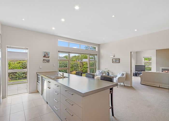  at 16 Kilbride Gardens, Halswell, Christchurch City, Canterbury