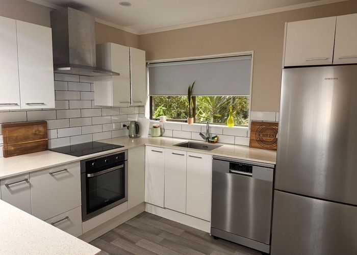  at 82A Stott Avenue, Birkdale, North Shore City, Auckland