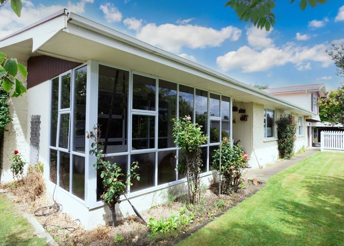  at 611 Tay Street, Hawthorndale, Invercargill