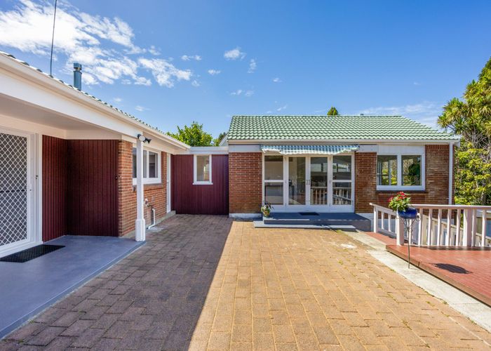  at 30 Barlow Place, Chatswood, North Shore City, Auckland