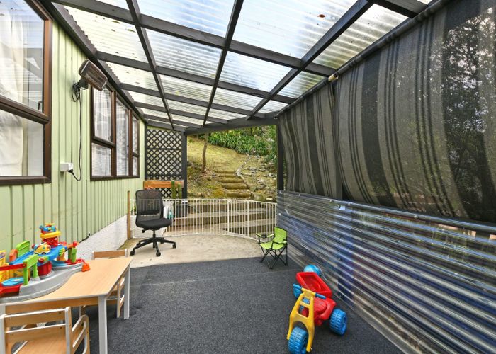  at 43 Franklyn Road, Tawa, Wellington, Wellington