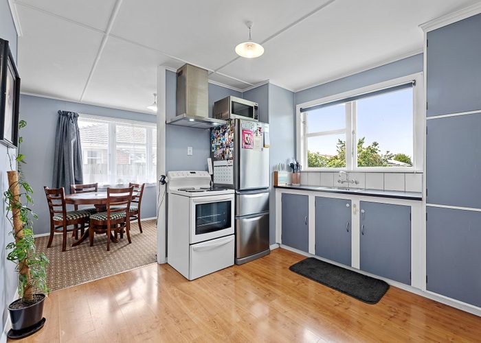  at 5 Gill Crescent, Redwoodtown, Blenheim