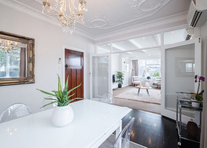  at 40 Derwent Street, Island Bay, Wellington