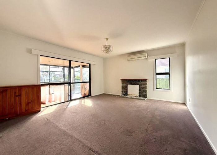  at 6 Durham Street, Te Atatu Peninsula, Waitakere City, Auckland