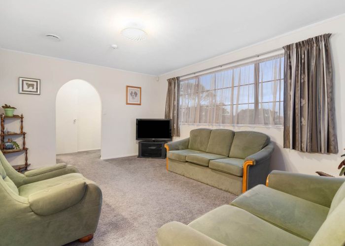  at 19 Ballymore Drive, Pinehill, Auckland