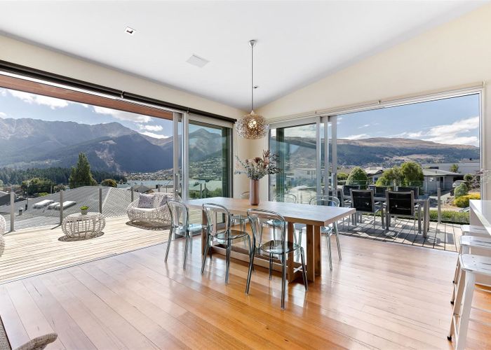  at 17 Poplar Drive, Kelvin Heights, Queenstown