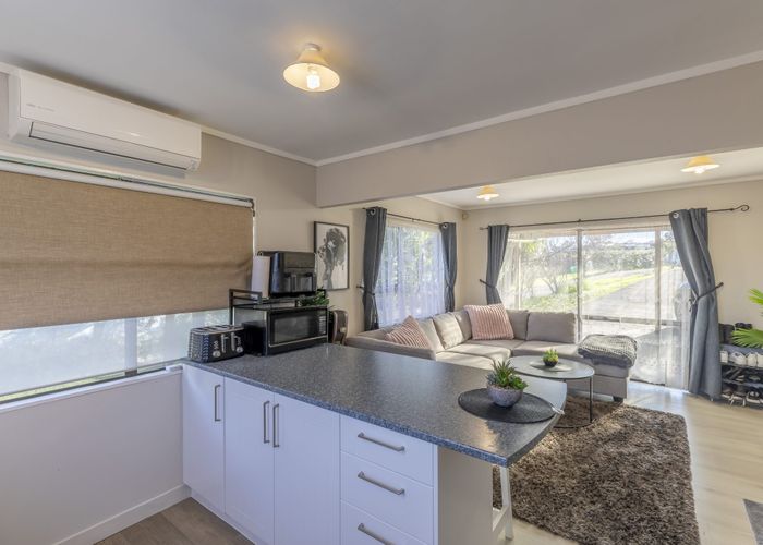  at 23B Flaunty Place, West Harbour, Waitakere City, Auckland