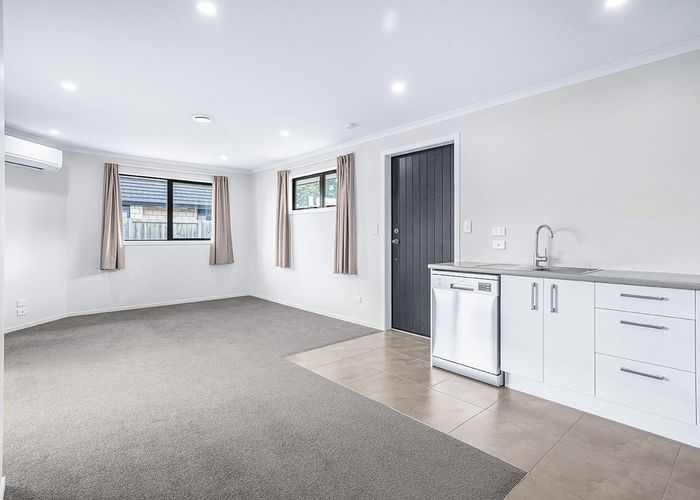  at 5 Oderings Place, Huntington, Hamilton, Waikato
