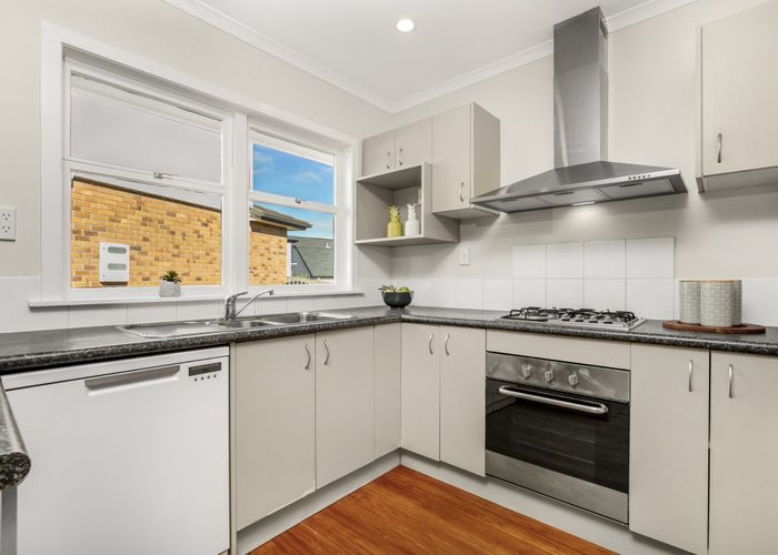 at 14 Hira Way, Hillsborough, Auckland