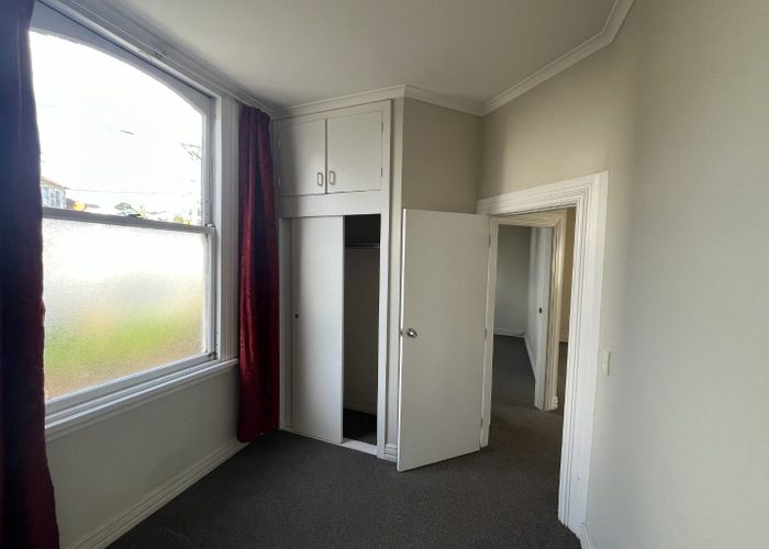  at Flat 5/218 Rintoul Street, Berhampore, Wellington, Wellington