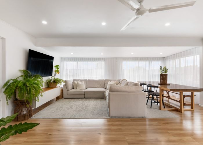  at 42 Tiri Tiri Road, Birkdale, North Shore City, Auckland