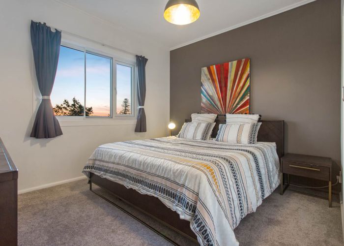  at 2/14 Warborough Avenue, Epsom, Auckland