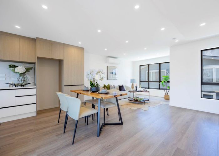  at 6/8 Sheehan Road, Te Atatu South, Waitakere City, Auckland