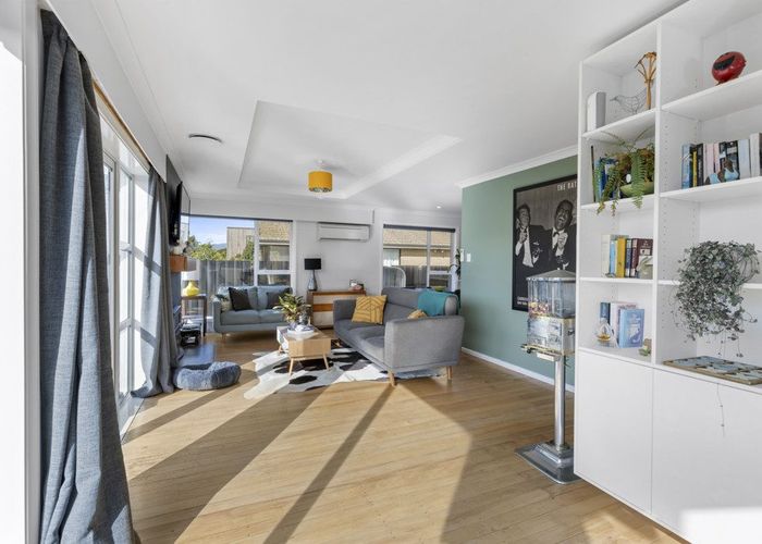  at 16 Malta Crescent, South New Brighton, Christchurch City, Canterbury