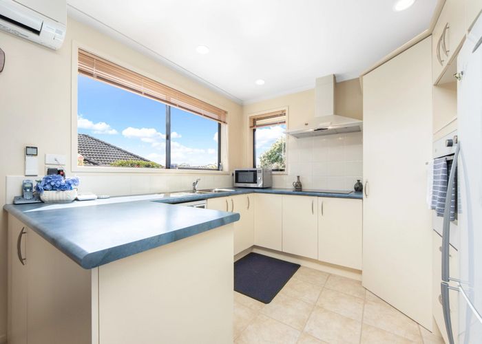  at 102E Taylor Street, Blockhouse Bay, Auckland City, Auckland