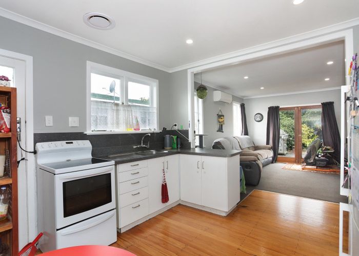  at 12 Pharazyn Street, Feilding, Feilding
