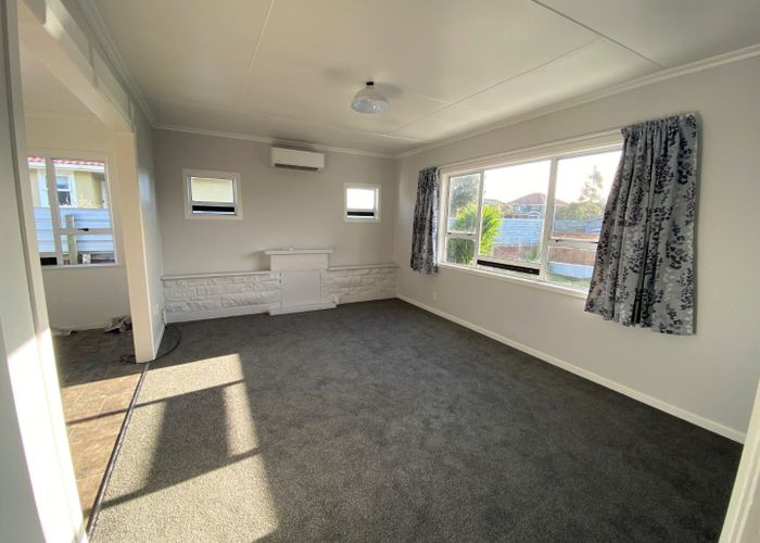  at 8 Taupata Street, Castlecliff, Whanganui, Manawatu / Whanganui