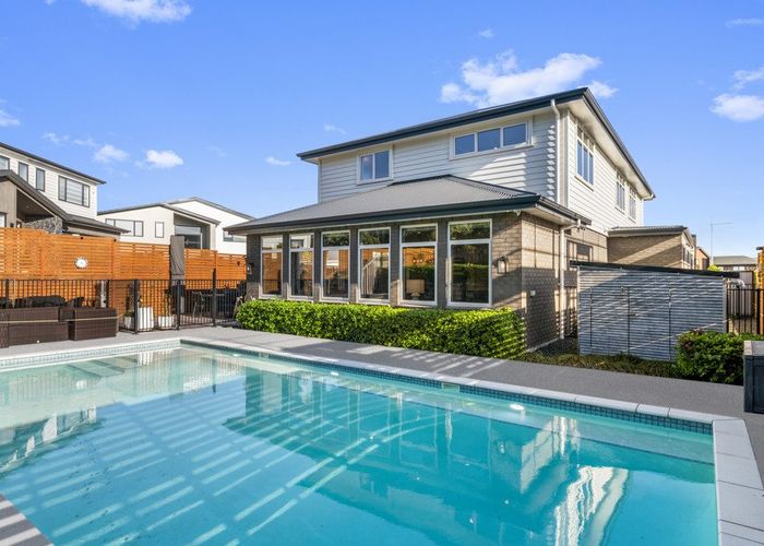  at 39 Headsail Drive, Long Bay, North Shore City, Auckland