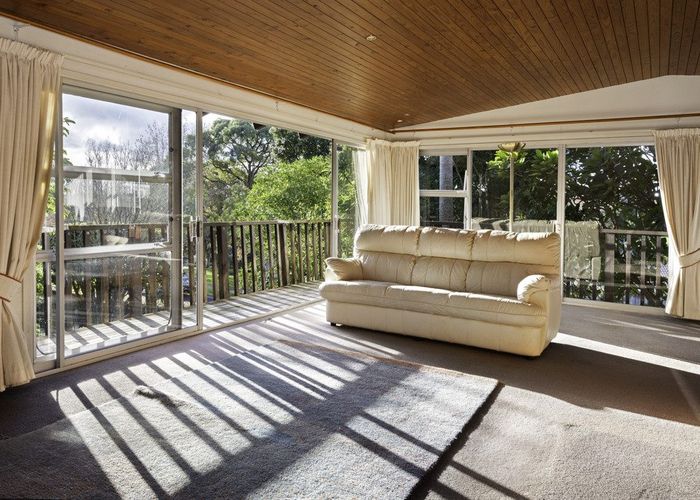  at 14 Charles Dickens Drive, Mellons Bay, Manukau City, Auckland