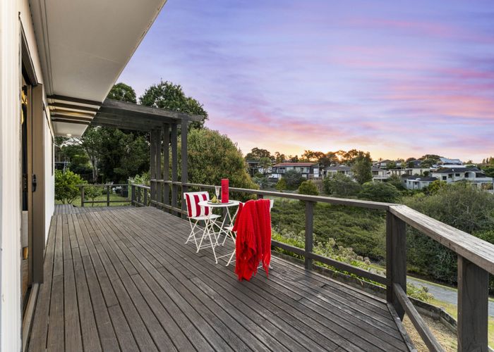  at 3/13 Estelle Place, Farm Cove, Manukau City, Auckland