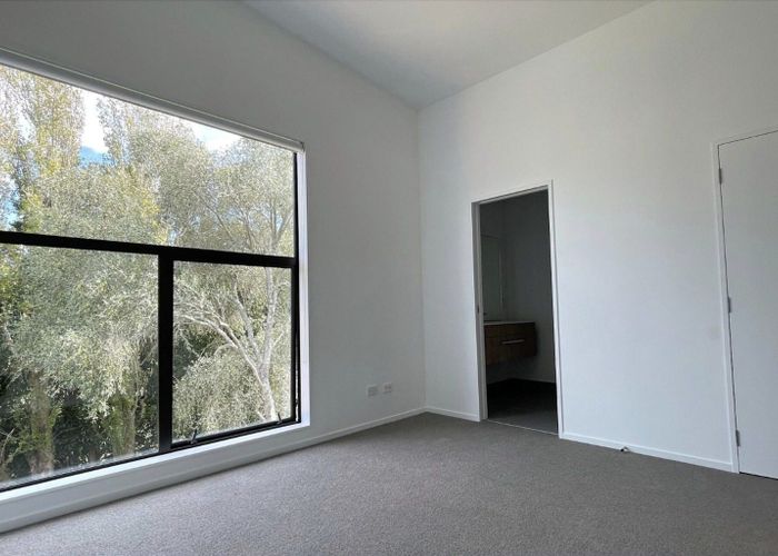  at 4/78 Orakei Road, Remuera, Auckland