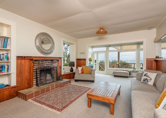  at 2/2 Kirkway, Raumati Beach, Paraparaumu