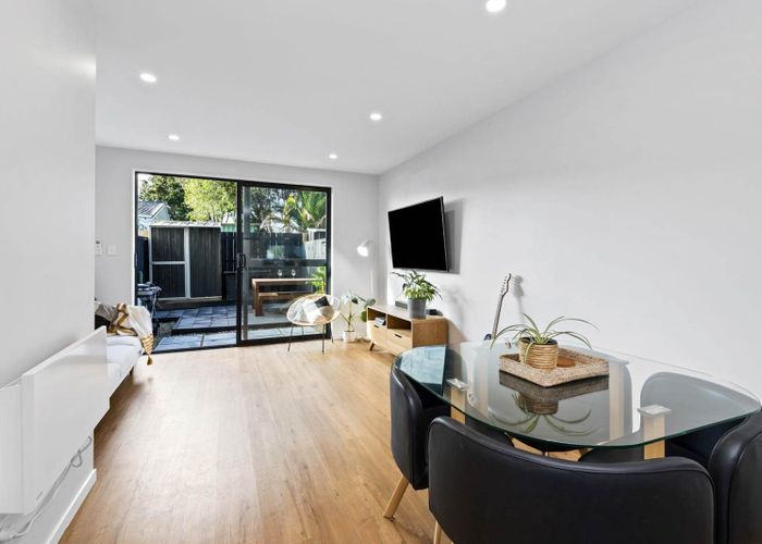  at 37 Ivy Nola Way, Henderson, Waitakere City, Auckland