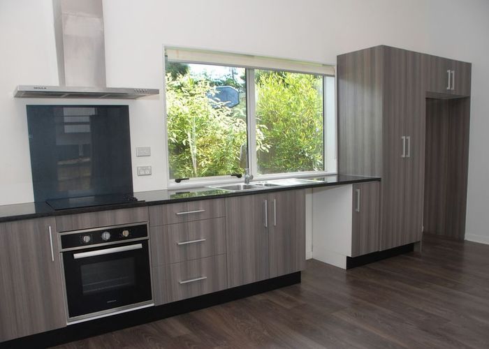  at 559B Glenfield Road, Glenfield, North Shore City, Auckland