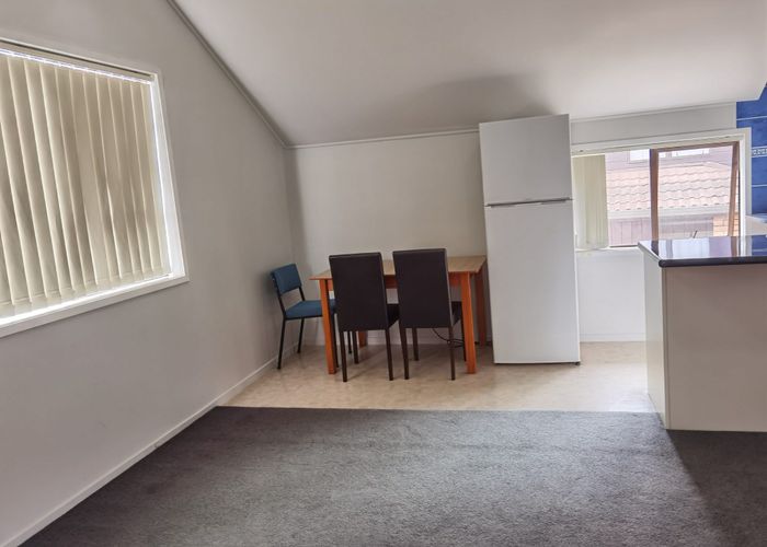  at 17a CENTORIAN DRIVE, Mairangi Bay, North Shore City, Auckland