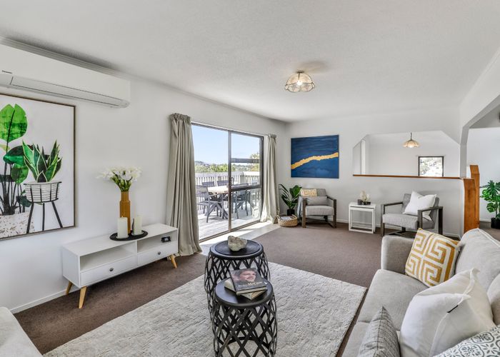  at 33 Tetrarch Place, Totara Vale, North Shore City, Auckland