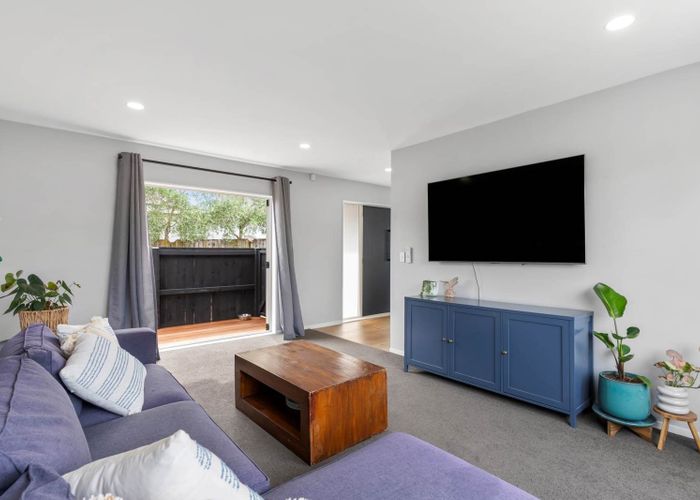  at 19I Paparoa Road, Cockle Bay, Manukau City, Auckland