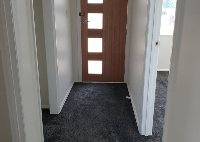  at 2 Mariner Street, Mangere, Auckland