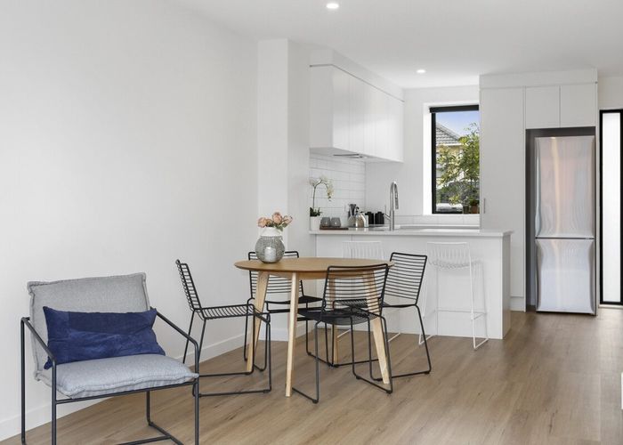  at 9 Playfair Road, Mount Roskill, Auckland City, Auckland