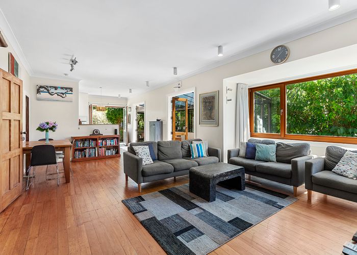  at 43 Makara Road, Karori, Wellington