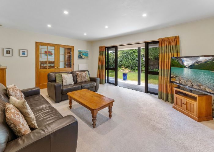  at 20 Malthouse Crescent, Brightwater, Brightwater