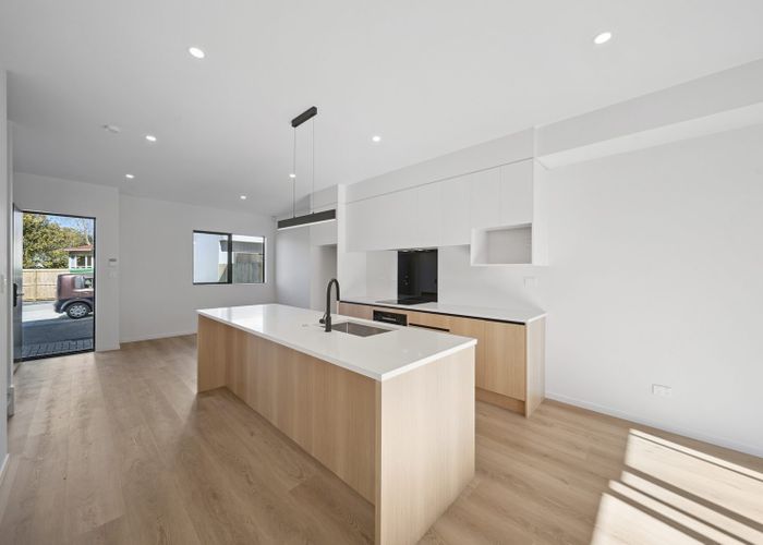  at 9/10-12 Clendon Place, Manurewa, Manukau City, Auckland