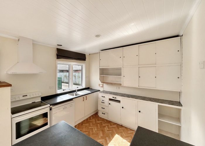  at 217 College Street, West End, Palmerston North, Manawatu / Whanganui