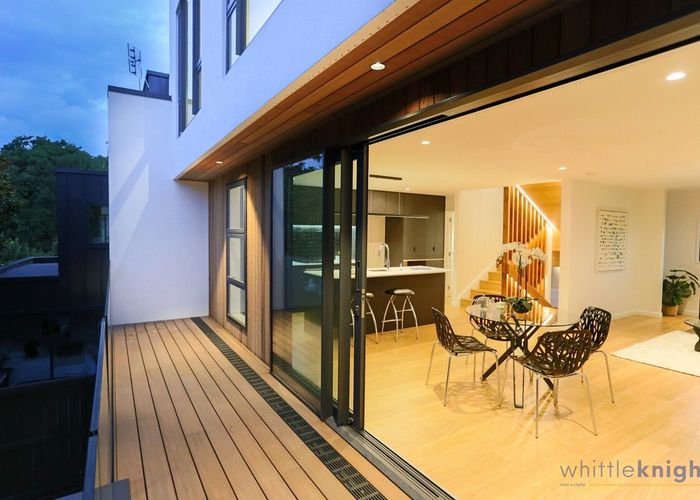  at 2/11 Carlton Mill Road, Merivale, Christchurch City, Canterbury