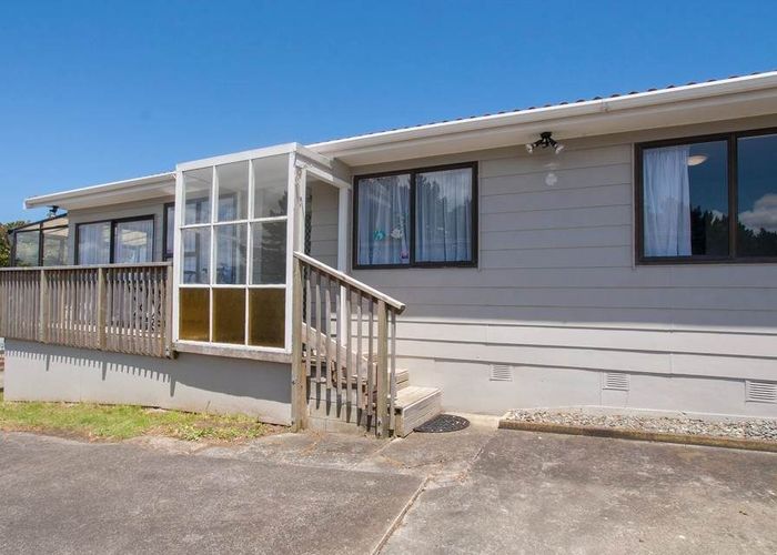  at 390C Richardson Road, Mount Roskill, Auckland City, Auckland