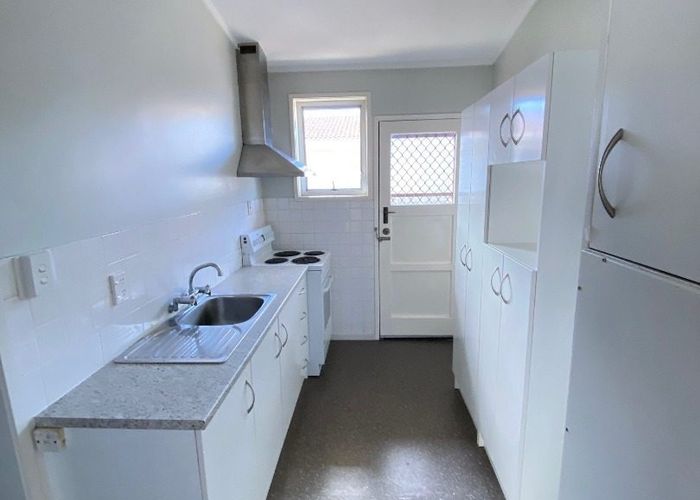  at 2/609 Manukau Road, Epsom, Auckland
