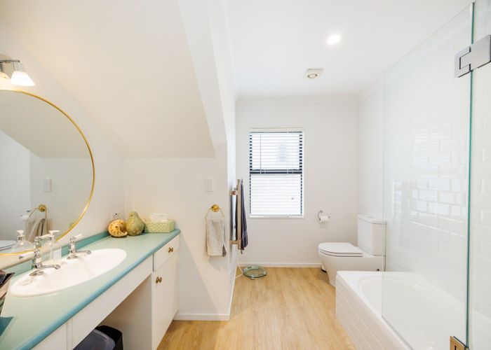  at 3 Winston Avenue, Hokowhitu, Palmerston North, Manawatu / Whanganui