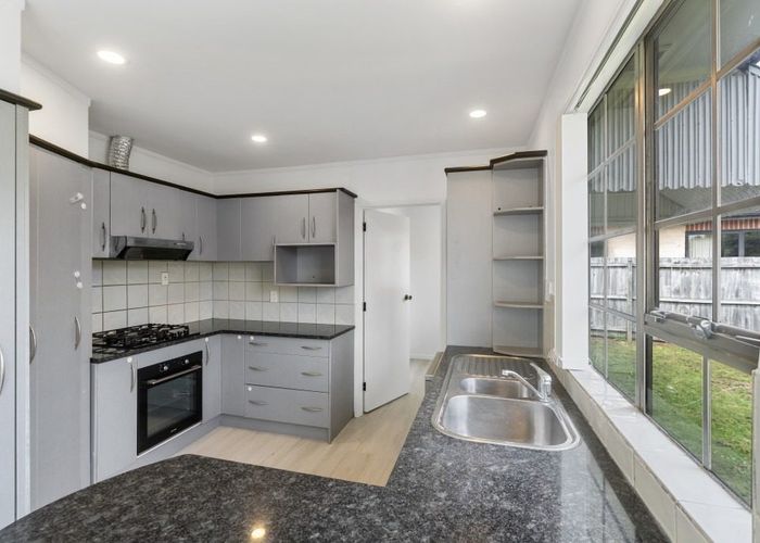  at 62 Olsen Avenue, Hillsborough, Auckland