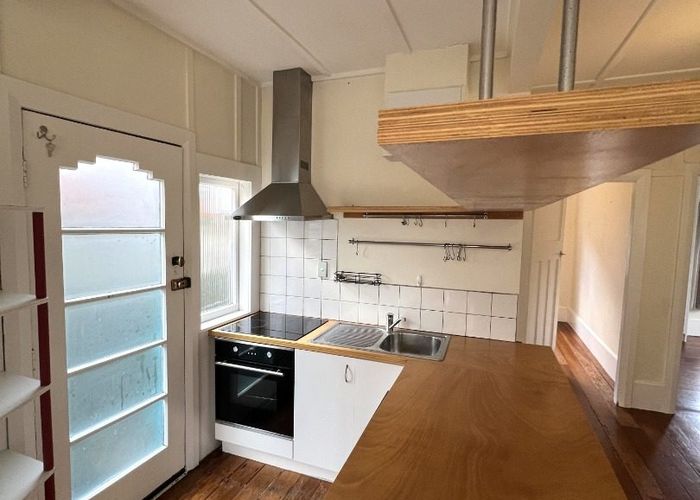  at 83 Apu Crescent, Lyall Bay, Wellington, Wellington