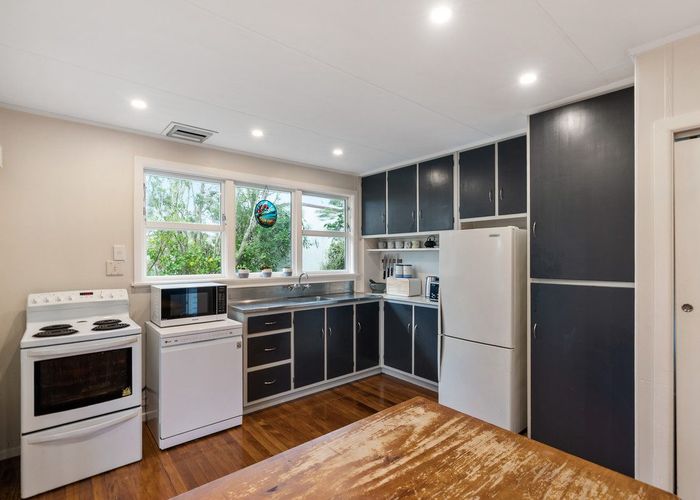  at 19 Jane Grove, Paparangi, Wellington