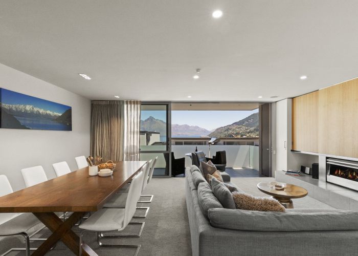  at 4/60 Hallenstein Street, Town Centre, Queenstown-Lakes, Otago