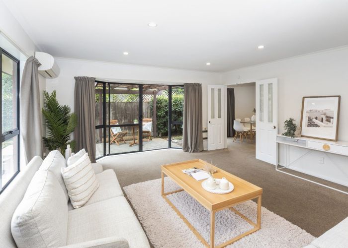  at 1/129 Avonhead Road, Avonhead, Christchurch