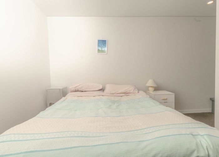  at 402/82 Jellicoe Road, Panmure, Auckland City, Auckland