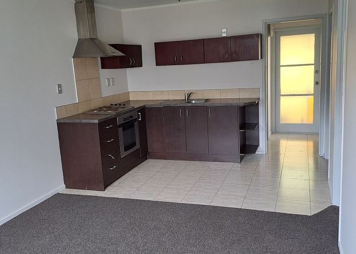  at 2/25 Aranui Road, Mount Wellington, Auckland City, Auckland