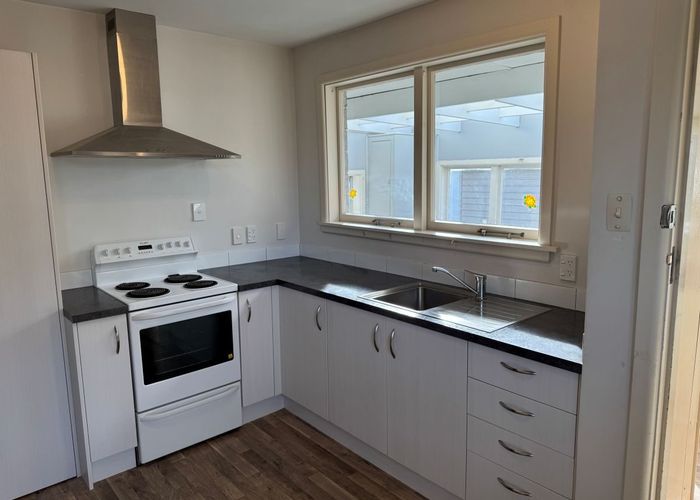  at 2/124 Brookside Terrace, Bryndwr, Christchurch City, Canterbury