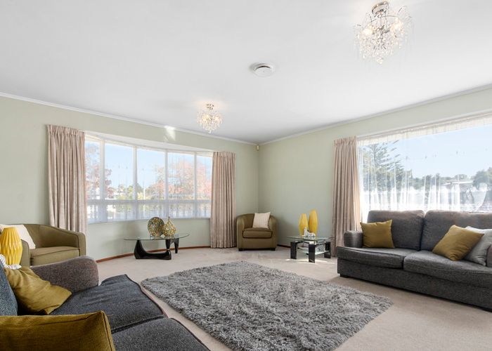 Free property data for 39 Glendene Avenue, Glendene, Auckland homes.co.nz